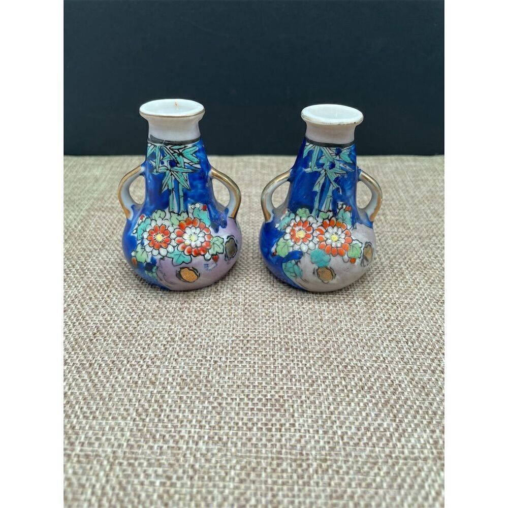 Gold Castle Majolica Blue Floral Hand-Painted Two-Handled Vase Japan Set of 2